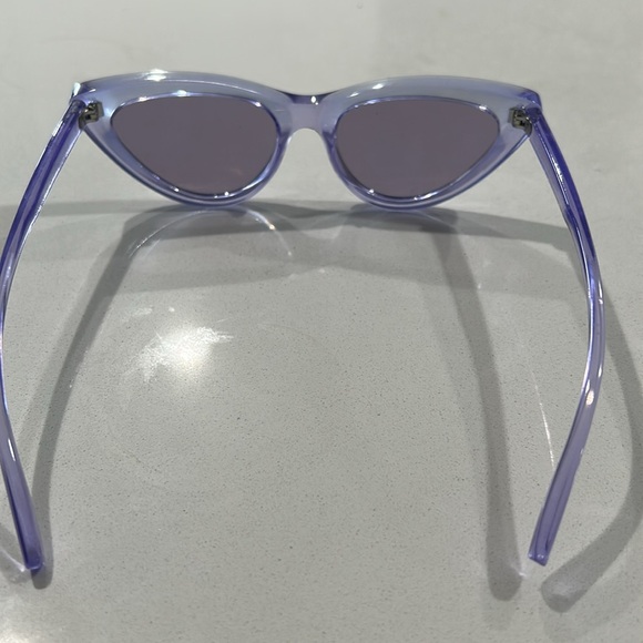 Foster Grant Lilac Cat Eye Sunglasses - Picture 6 of 7